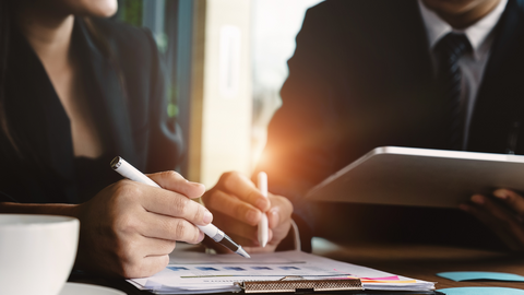Fundo de investimento em ações tem come-cotas? Confira!